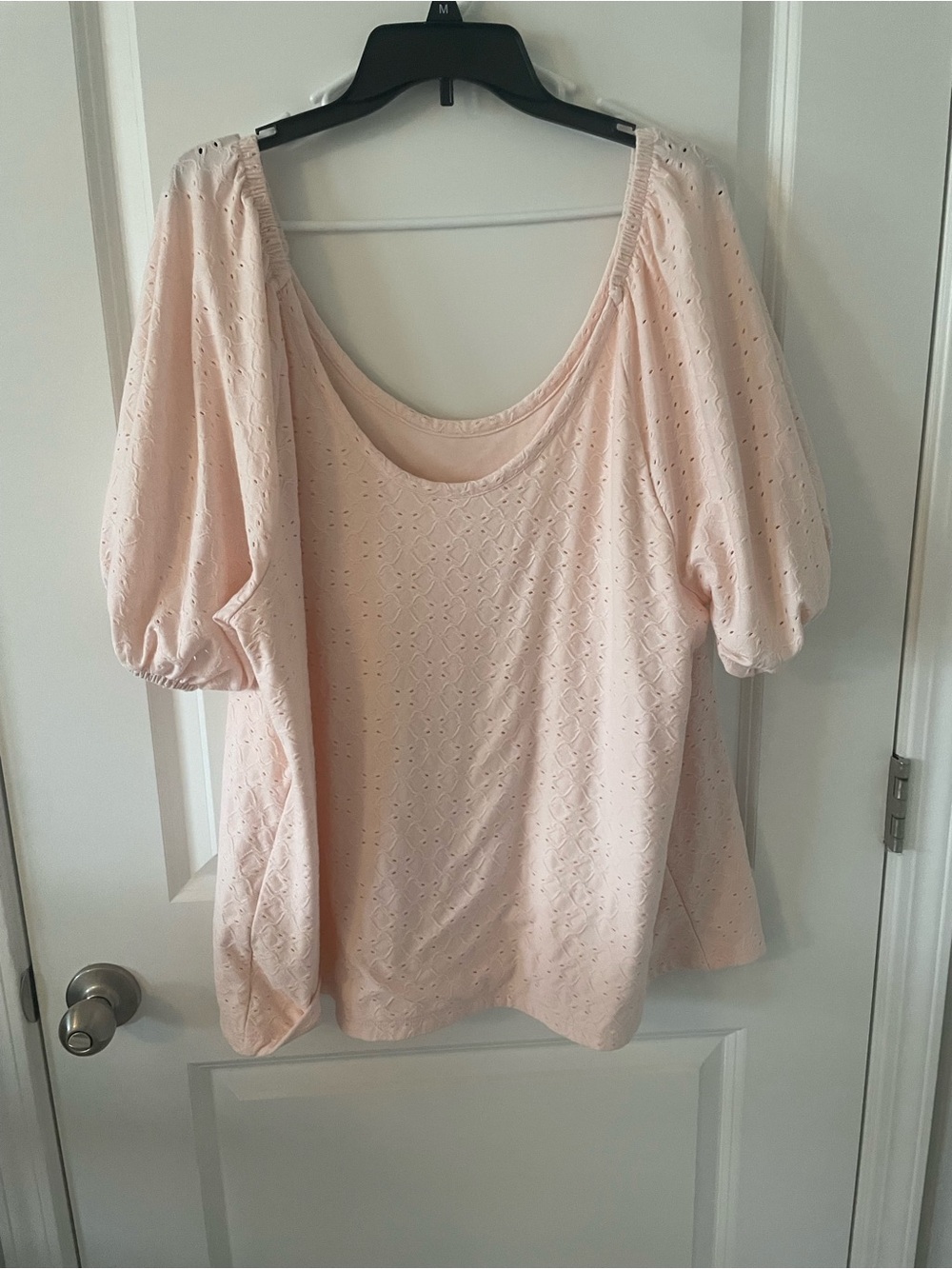 Ava & Viv Light Pink Eyelet Puff Sleeve Tunic